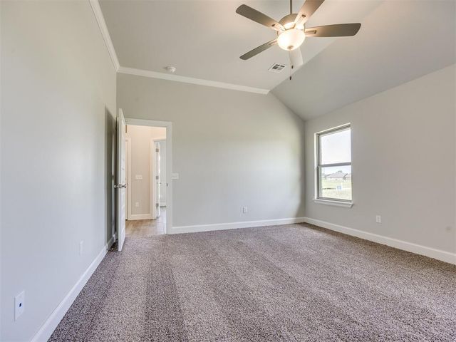 7608 Three Woods Lane, Yukon, OK 73099