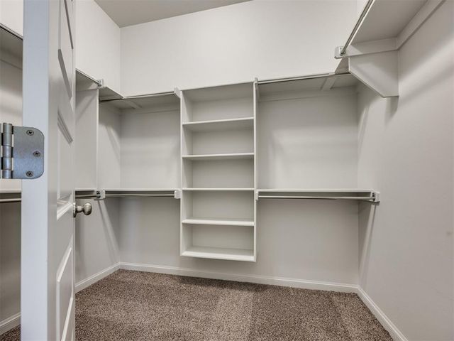 7608 Three Woods Lane, Yukon, OK 73099