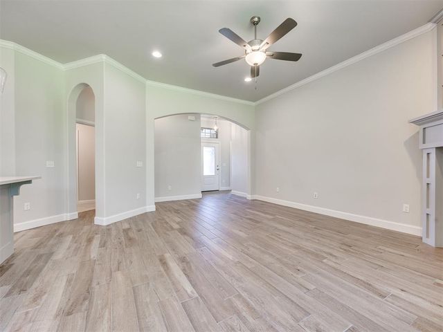 7608 Three Woods Lane, Yukon, OK 73099