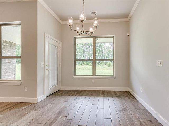 7608 Three Woods Lane, Yukon, OK 73099