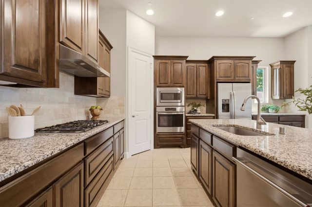 4721 Harlow Bend Drive, Irving, TX 75038
