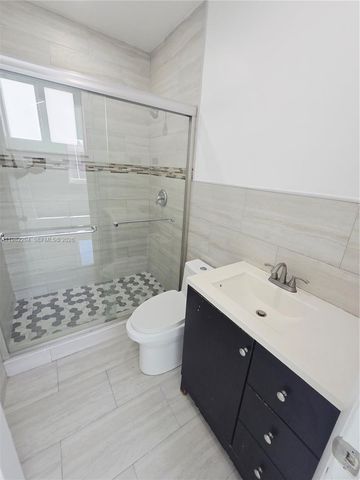 4490 SW 19th St, West Park, FL 33023