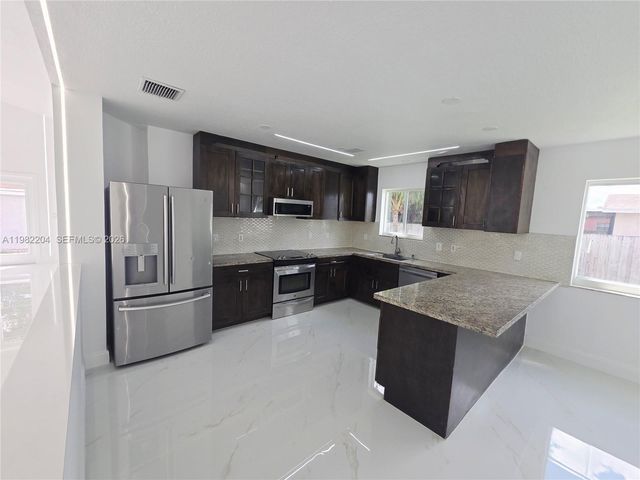 4490 SW 19th St, West Park, FL 33023