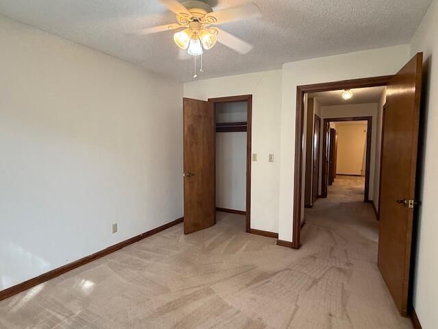 4006 S Kentwood Avenue, Springfield, MO 65804