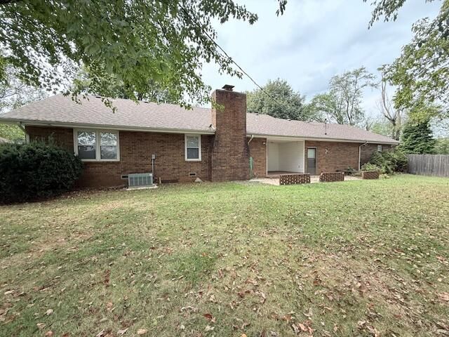 4006 S Kentwood Avenue, Springfield, MO 65804