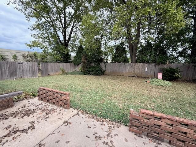 4006 S Kentwood Avenue, Springfield, MO 65804