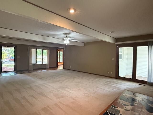 4006 S Kentwood Avenue, Springfield, MO 65804