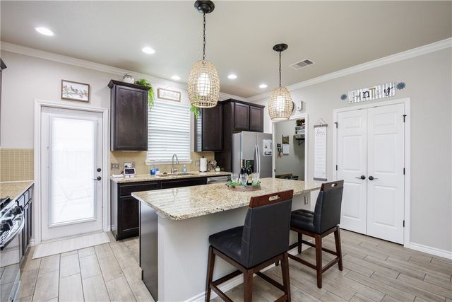 7224 Vanessa Dr, Corpus Christi, TX 78414