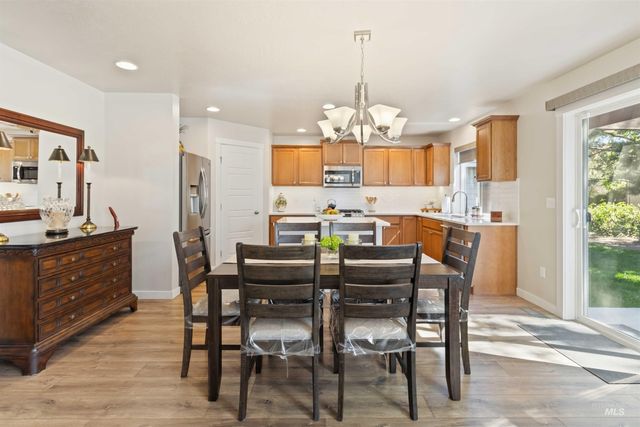 16406 N Greens Ct, Nampa, ID 83687