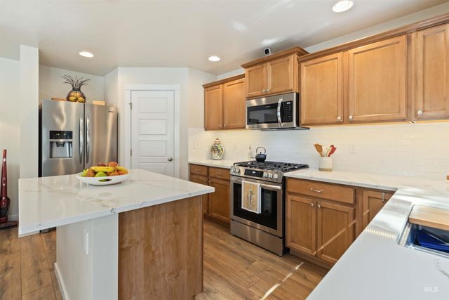 16406 N Greens Ct, Nampa, ID 83687
