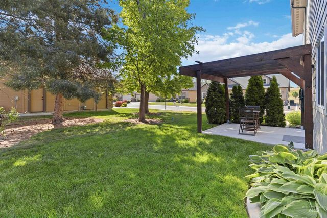 16406 N Greens Ct, Nampa, ID 83687