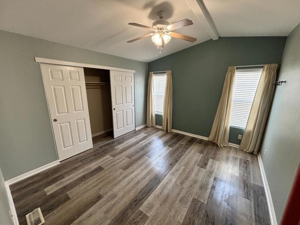 Image 16 of property listing at 290 Sunny Hills Drive, Rancho Cordova, CA 95670