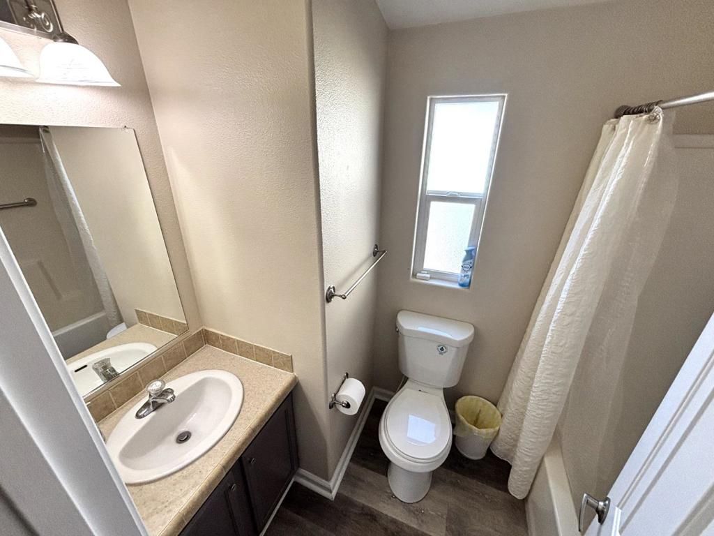 Image 18 of property listing at 290 Sunny Hills Drive, Rancho Cordova, CA 95670