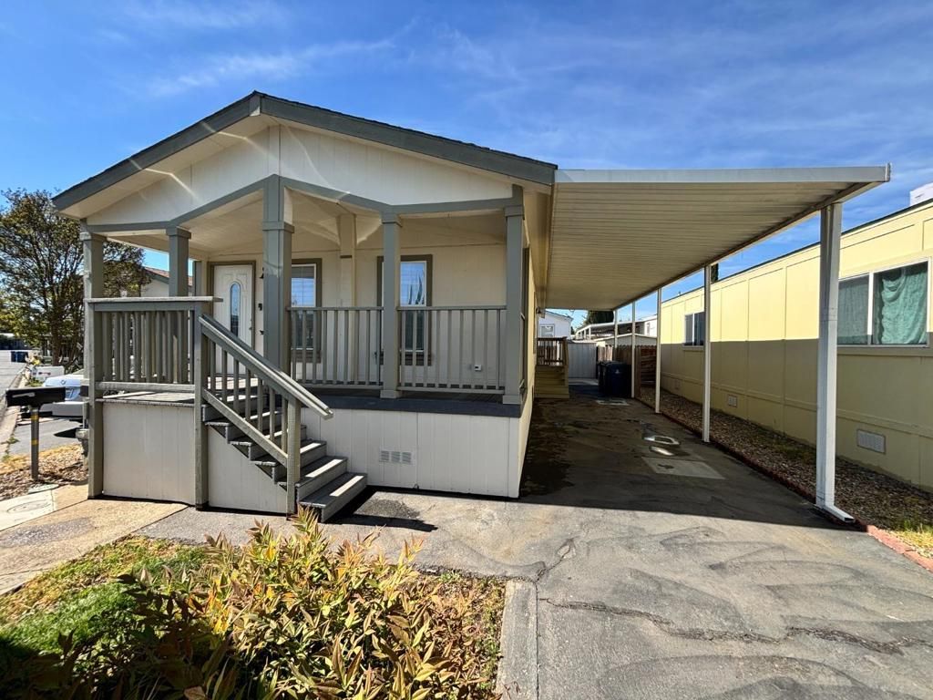 Image 2 of property listing at 290 Sunny Hills Drive, Rancho Cordova, CA 95670