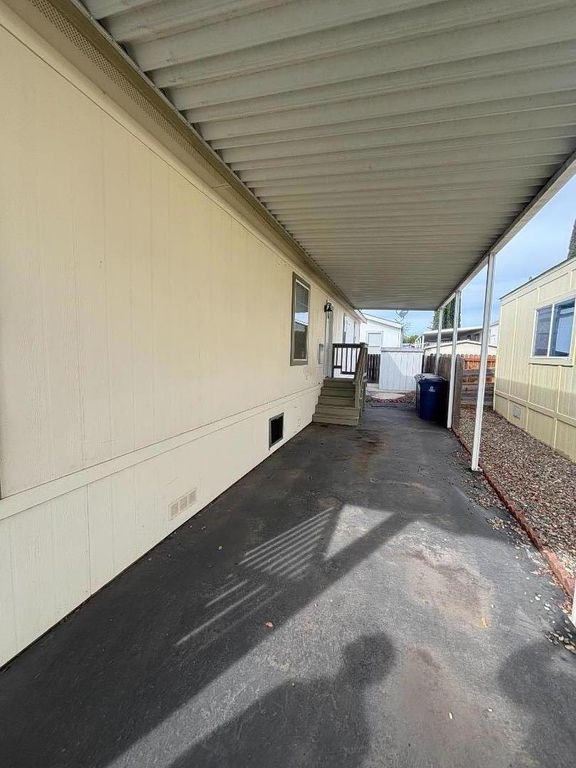 Image 23 of property listing at 290 Sunny Hills Drive, Rancho Cordova, CA 95670