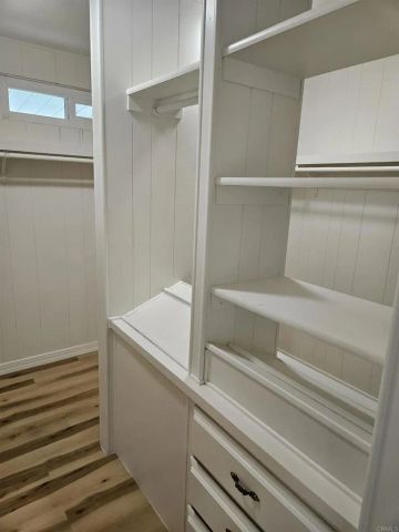 8975 Lawrence Welk Drive 326, Escondido, CA 92026