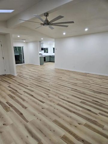 8975 Lawrence Welk Drive 326, Escondido, CA 92026