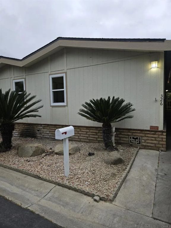 8975 Lawrence Welk Drive 326, Escondido, CA 92026