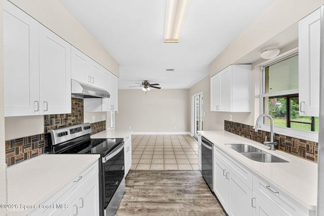 986 Jettie Street NE, Palm Bay, FL 32907