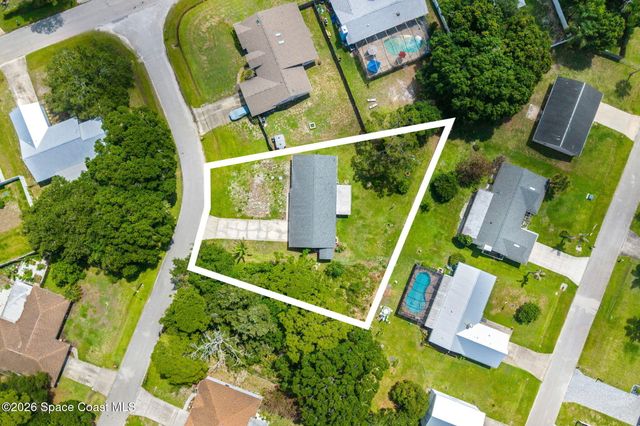 986 Jettie Street NE, Palm Bay, FL 32907