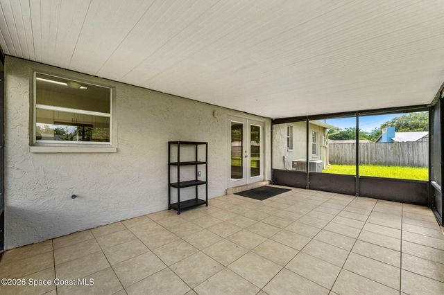 986 Jettie Street NE, Palm Bay, FL 32907