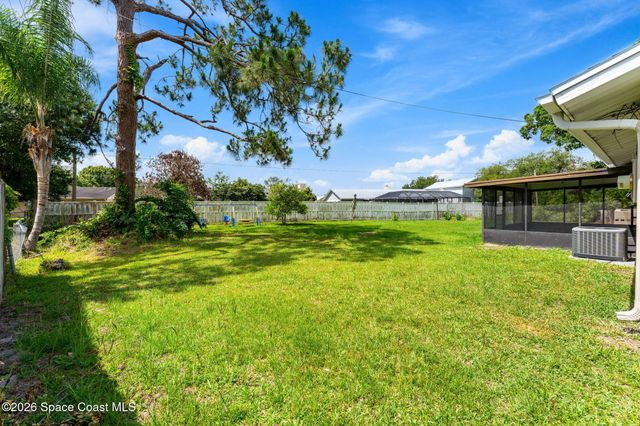986 Jettie Street NE, Palm Bay, FL 32907