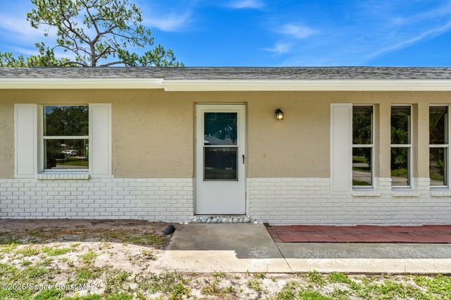 986 Jettie Street NE, Palm Bay, FL 32907