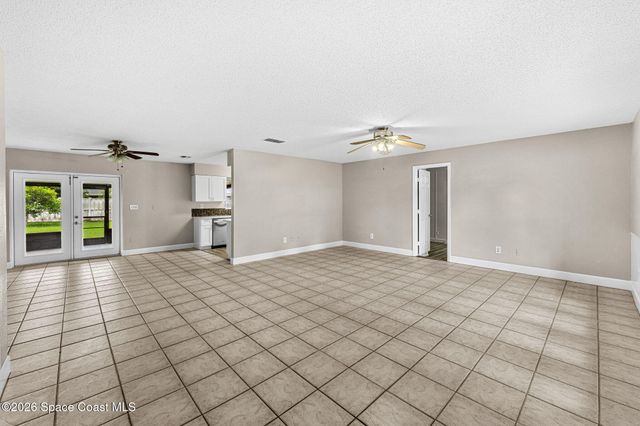 986 Jettie Street NE, Palm Bay, FL 32907