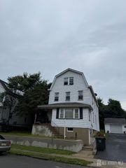 107 S Fulton Street, Woodbridge Proper, NJ 07095
