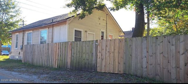 274 MCDUFF Avenue S, Jacksonville, FL 32254