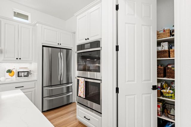 5015 Skellig Rock Way, El Dorado Hills, CA 95762