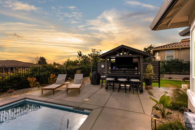 5015 Skellig Rock Way, El Dorado Hills, CA 95762
