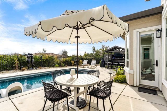 5015 Skellig Rock Way, El Dorado Hills, CA 95762