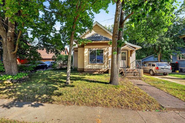 737 W Grand Avenue, Beloit, WI 53511