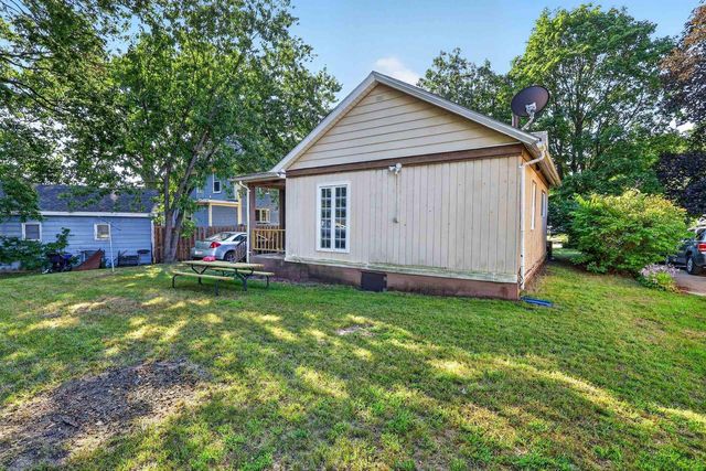 737 W Grand Avenue, Beloit, WI 53511