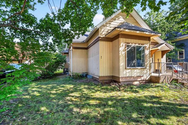 737 W Grand Avenue, Beloit, WI 53511