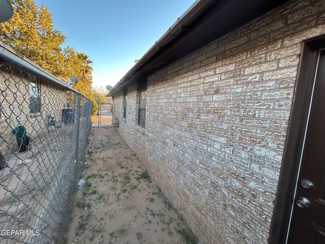 10905 Sagebrush Way B, El Paso, TX 79936