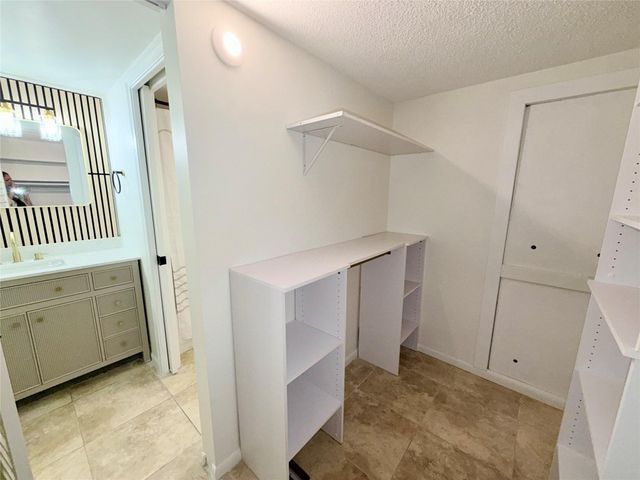 1110 SW 125th Avenue 208 M, Pembroke Pines, FL 33027