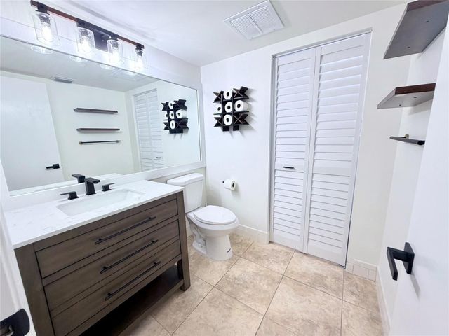 1110 SW 125th Avenue 208 M, Pembroke Pines, FL 33027