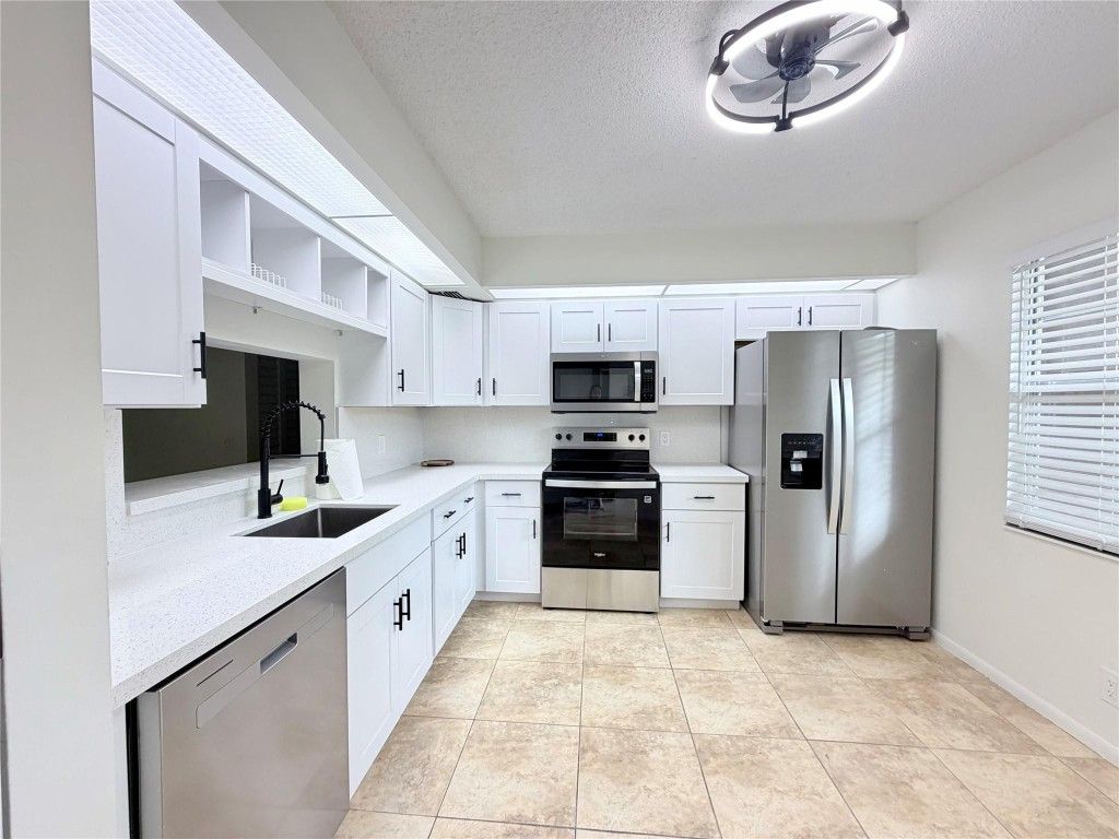 1110 SW 125th Avenue 208 M, Pembroke Pines, FL 33027