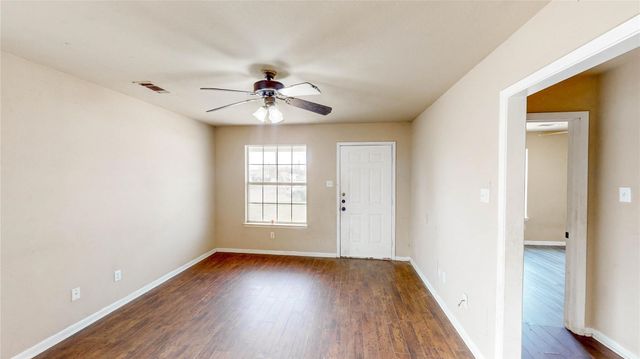 701 E College Street, Sherman, TX 75090