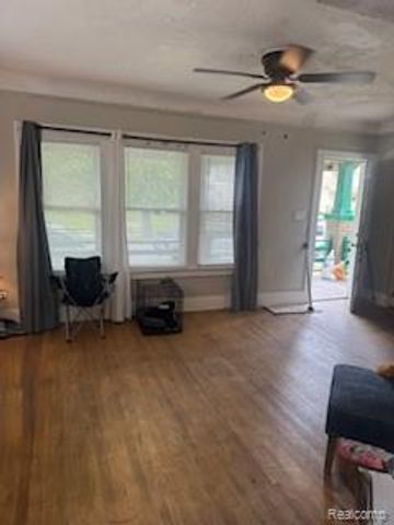 15798 Muirland Street, Detroit, MI 48238