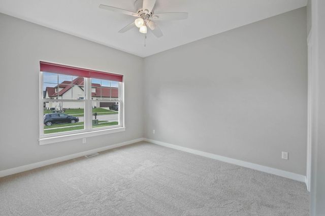 4329 Berry Hill Road, Cedar Falls, IA 50613