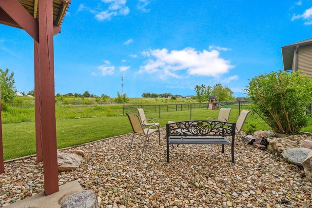 4329 Berry Hill Road, Cedar Falls, IA 50613