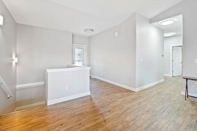 4329 Berry Hill Road, Cedar Falls, IA 50613