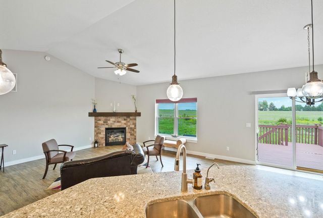 4329 Berry Hill Road, Cedar Falls, IA 50613