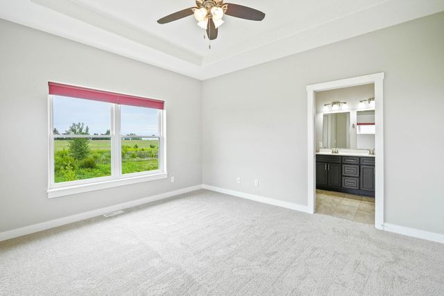 4329 Berry Hill Road, Cedar Falls, IA 50613