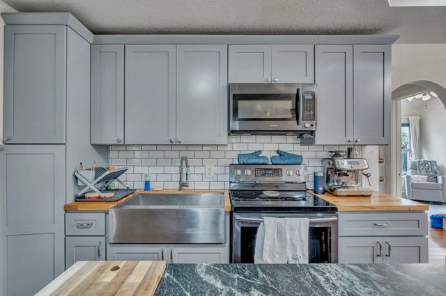 1828 Portland Avenue, Fort Worth, TX 76102