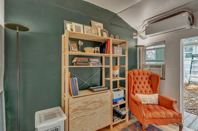 1828 Portland Avenue, Fort Worth, TX 76102