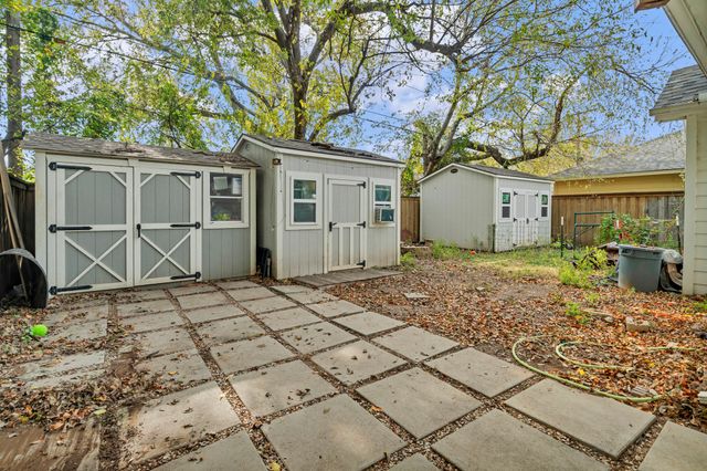 1828 Portland Avenue, Fort Worth, TX 76102